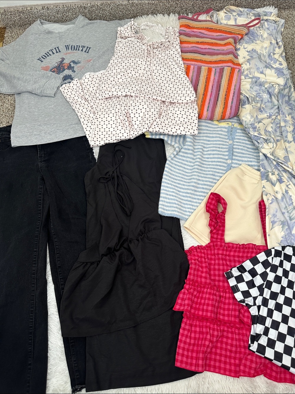 🌷 Bundle of 10 SHEIN Clothing Woman’s S/M